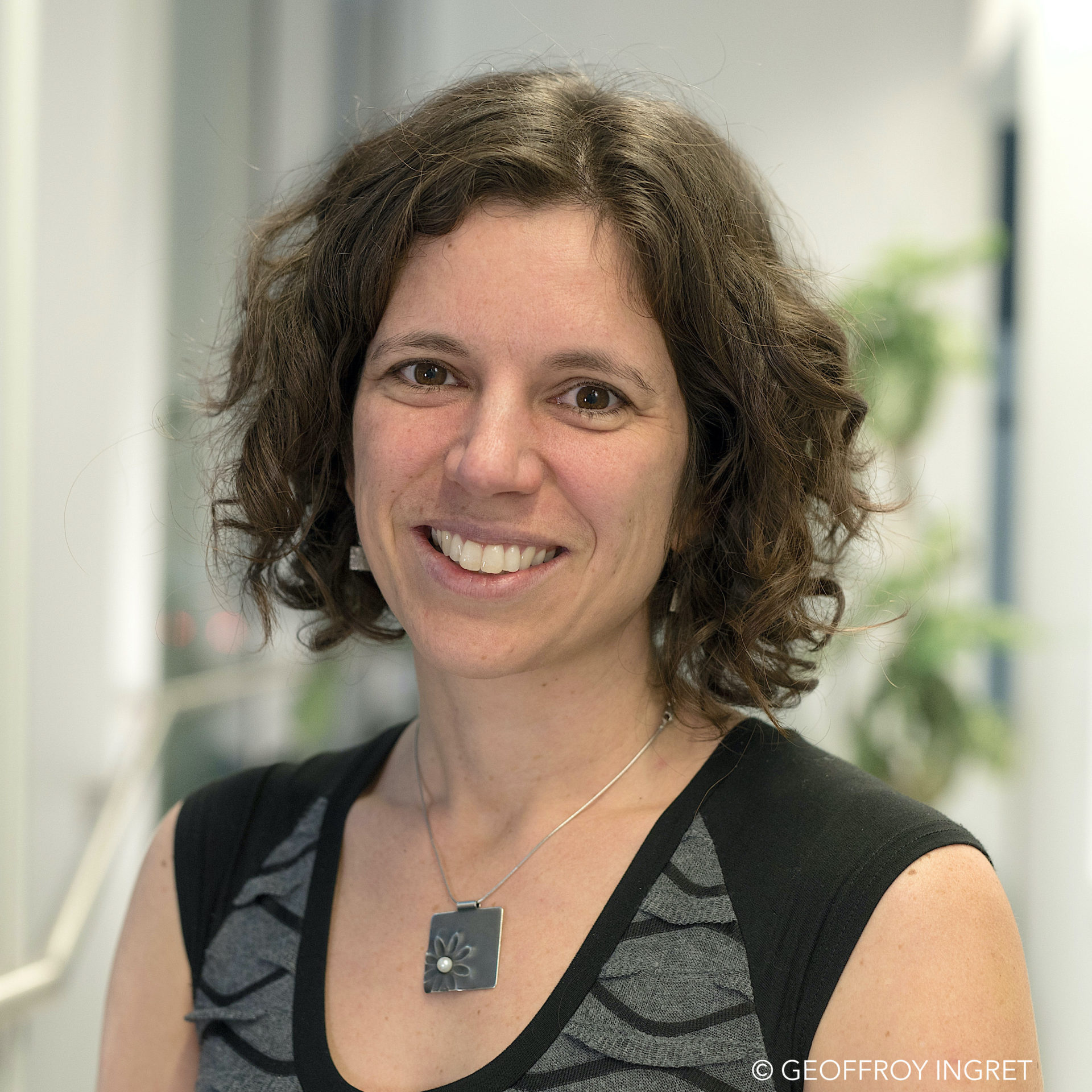 Dr. Isabelle Soulières